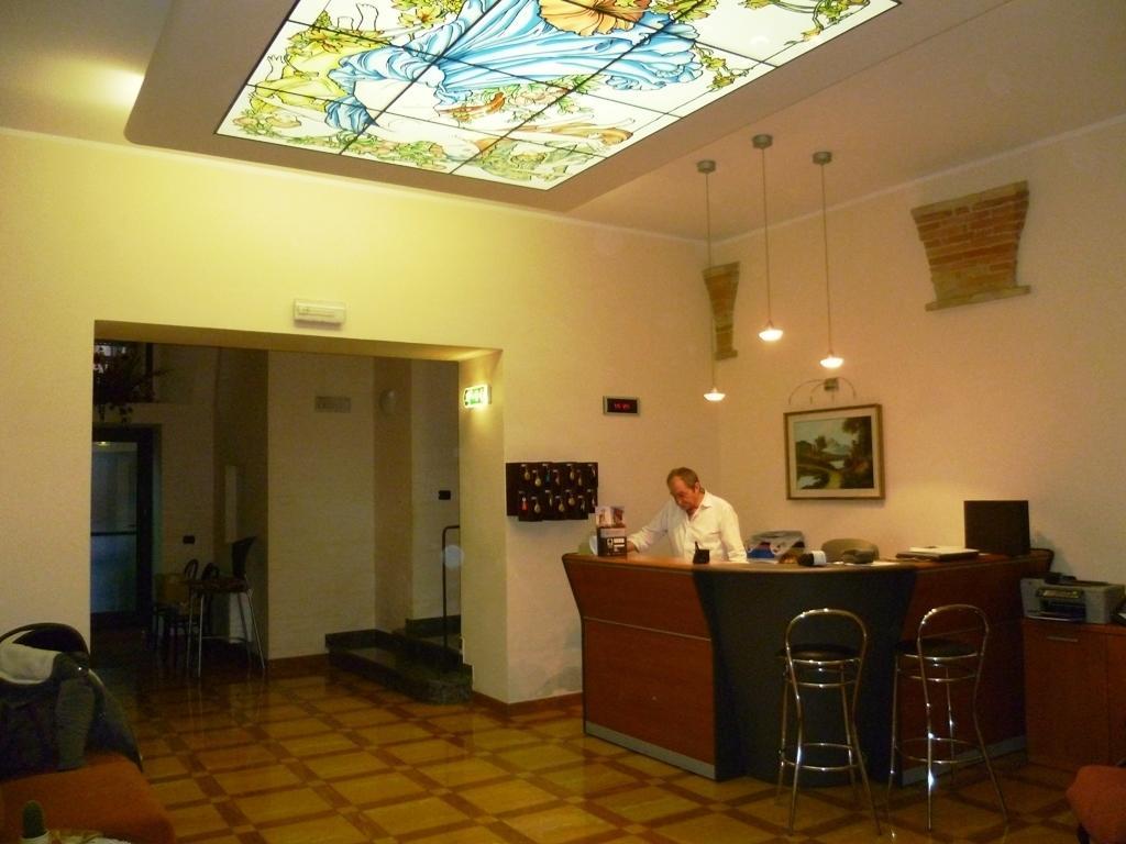 Hotel Santa Chiara SantʼAngelo in Vado Buitenkant foto