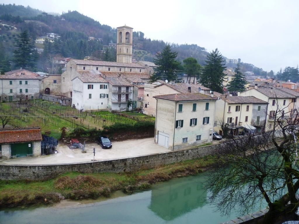 Hotel Santa Chiara SantʼAngelo in Vado Buitenkant foto