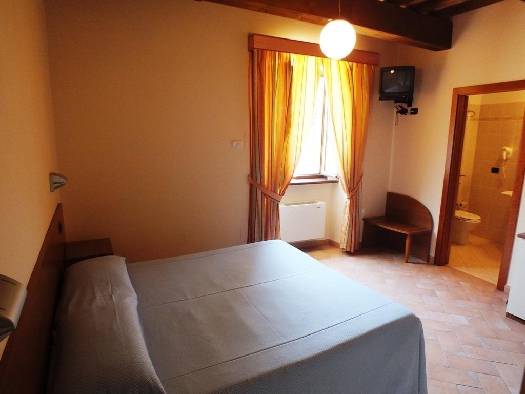 Hotel Santa Chiara SantʼAngelo in Vado Kamer foto