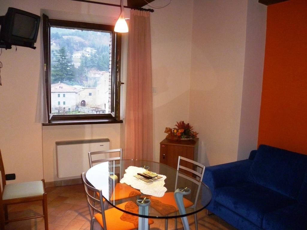 Hotel Santa Chiara SantʼAngelo in Vado Buitenkant foto